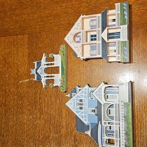 3 Shelia's 3D Shelf Sitter Vintage Decorative Houses